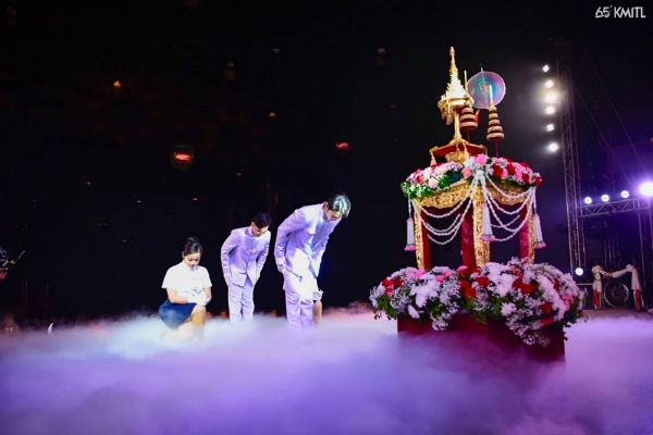 สจล. จัดโครงการวันลูกพระจอม ประจำปี 2568ต้อนรับนักศึกษาใหม่กว่า 8,000 คน สานสัมพันธ์แน่นแฟ้นผ่านกิจกรรมปฐมนิเทศ รับน้องรถไฟ และพิธีมอบเข็ม-เนกไทพระมหามงกุฎ