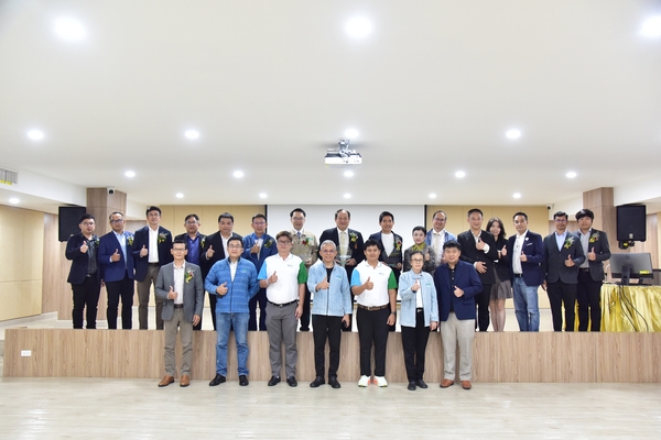 มทร.ธัญบุรี ผนึกพันธมิตรตั้ง “AI Center for SME”ปักหมุดศูนย์กลางนวัตกรรม หนุนผู้ประกอบการไทยสู่เศรษฐกิจดิจิทัล