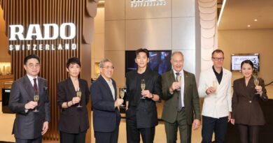 Rado เปิดบูติกแห่งแรกในกรุงเทพฯ พร้อมเผยโฉมรุ่นพิเศษTrue Square Open Heart x Ji Chang-wook และก้าวสู่เทศกาลสุดแฟนตาซีส่งท้ายปี