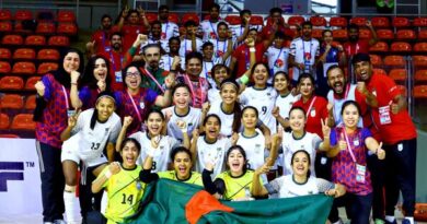 บังคลาเทศ ฟอร์มโหด! ถล่ม 14-1 ผงาดแชมป์ฟุตซอลหญิง SAFF 2026 ที่กรุงเทพฯ — “โค้ชเอก” พาภูฏานคว้าที่ 3 “บิ๊กป๋อม” ร่วมมอบรางวัล