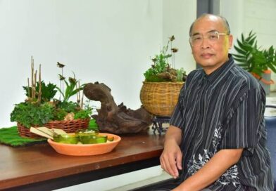 เสกกล่องพัสดุเป็นงานศิลป์ มทร.ธัญบุรี โชว์ ‘ปุ๋ยปั้นรูปสัตว์’ ประดับพานรับน้ำรักษ์โลกรับสงกรานต์