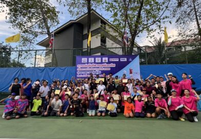 สมาคมกีฬาซอฟท์เทนนิสแห่งประเทศไทย จัดการแข่งขันกีฬาซอฟท์เทนนิสเพื่อความเป็นเลิศ ประจำปี 2569 ที่สนามเทนนิสมหาวิทยาลัยเทคโนโลยีราชมงคลธัญบุรี คลองหก ปทุมธานี นักกีฬาแห่ร่วมแข่งขันบรรยากาศสุดคึกคัก