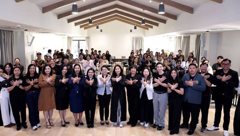 กองทุนพัฒนาสื่อฯ ร่วมกับมหาวิทยาลัยธรรมศาสตร์ เปิดตัวหลักสูตรออนไลน์ “Kru Kids ทันสื่อ” บน TMF MOOC ยกระดับครูประถมฯ สร้างห้องเรียนรู้เท่าทันสื่อ